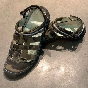 JBU by Jambu Olympia Water Ready sandals 9